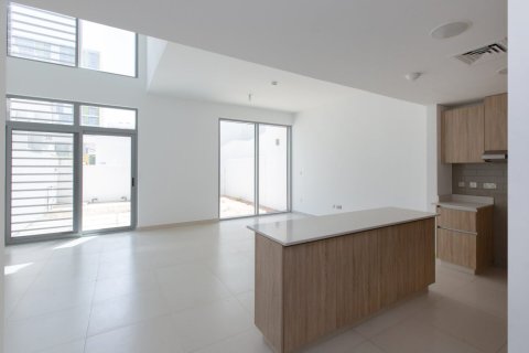Apartment de 2 dormitorios en Dubai, UAE No. 168546 7