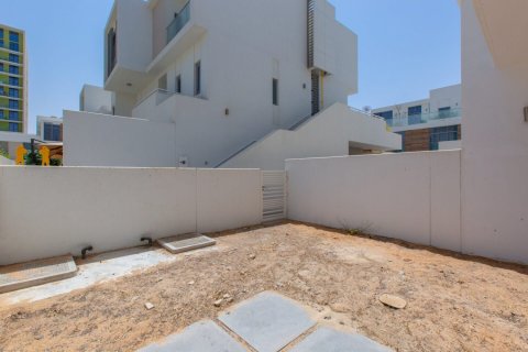 Apartment de 2 dormitorios en Dubai, UAE No. 168546 27