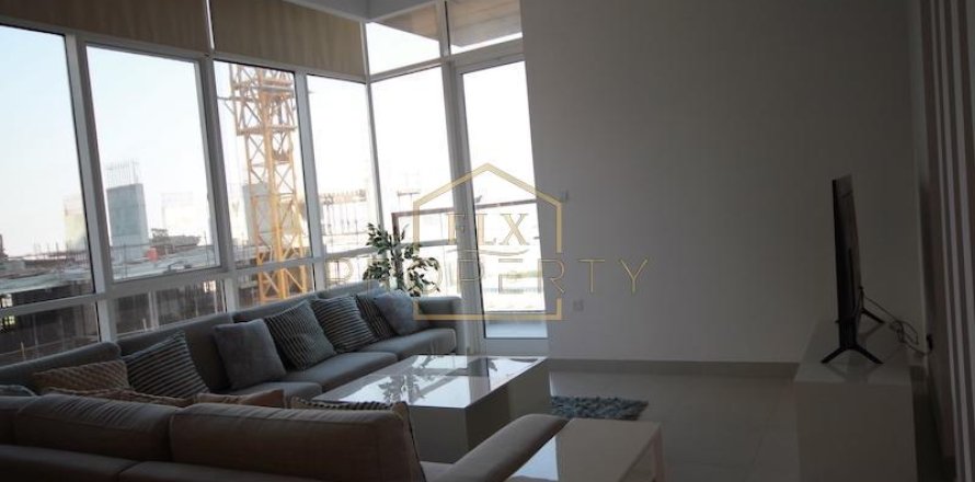 3 bedrooms Apartment in Business Bay, UAE No. 5066