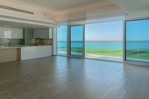 3 bedrooms Apartment on the Yas Island, UAE No. 208914 3