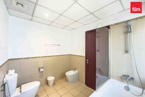 Квартира с 3 спальнями №127434 16