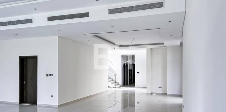 5 غرفة نوم فيلا في داماك هيلز (أكويا باي داماك), الإمارات العربية المتحدة رقم 67060