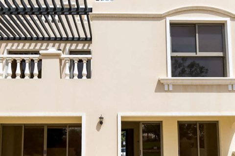 4 bedrooms Townhouse in Ras Al Khaimah, UAE No. 183712 6