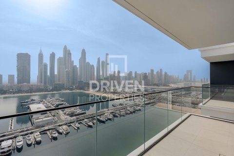 Квартира с 2 спальнями в EMAAR Beachfront, ОАЭ №193775 9