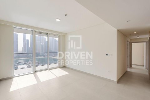 Квартира с 2 спальнями в EMAAR Beachfront, ОАЭ №193775
