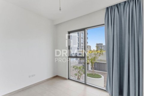 Квартира с 2 спальнями в Executive Residences, ОАЭ №193776 16