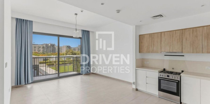 Квартира с 2 спальнями в Executive Residences, ОАЭ №193776