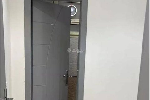 Квартира с 7 спальнями в Эр-Рияд, Саудовская Аравия №98719 1