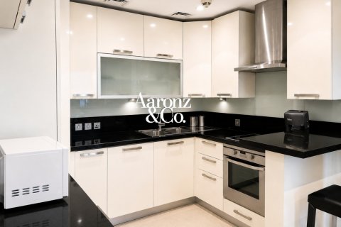 2 bedrooms Apartment in Jumeirah Lake Towers, UAE No. 161613 10