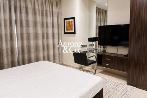 2 bedrooms Apartment in Jumeirah Lake Towers, UAE No. 161613 6