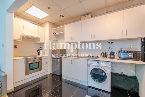 Квартира с 1 спальней в The Address Dubai Marina, ОАЭ №186341 5