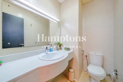 Квартира с 1 спальней в The Address Dubai Marina, ОАЭ №186341 20