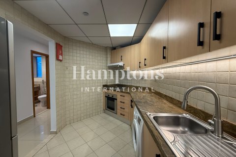 Apartment de 2 dormitorios en The Address Dubai Marina, UAE No. 186339 7