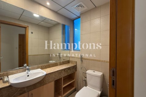 Apartment de 2 dormitorios en The Address Dubai Marina, UAE No. 186339 18