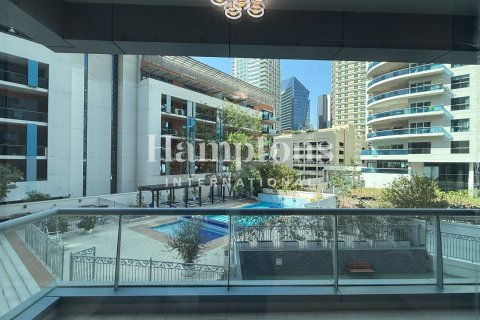Apartment de 2 dormitorios en The Address Dubai Marina, UAE No. 186339 11