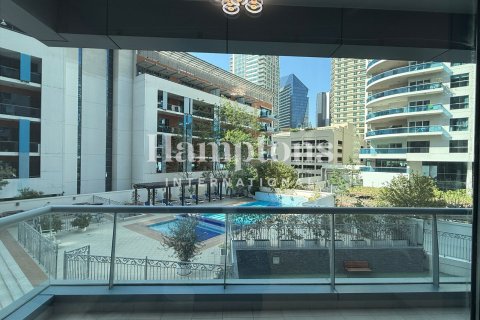 Apartment de 2 dormitorios en The Address Dubai Marina, UAE No. 186339 13