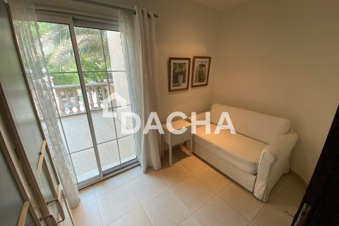 Вилла с 3 спальнями в Jumeirah Village Triangle, ОАЭ №155738 8