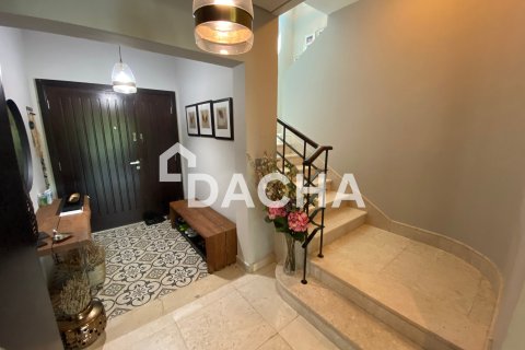 Вилла с 3 спальнями в Jumeirah Village Triangle, ОАЭ №155738 13