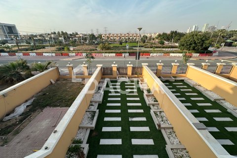 Townhouse de 2 dormitorios en Jumeirah Village Triangle, UAE No. 155739 20