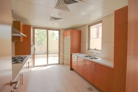 Villa de 4 dormitorios en Al Raha Gardens, UAE No. 150107 7