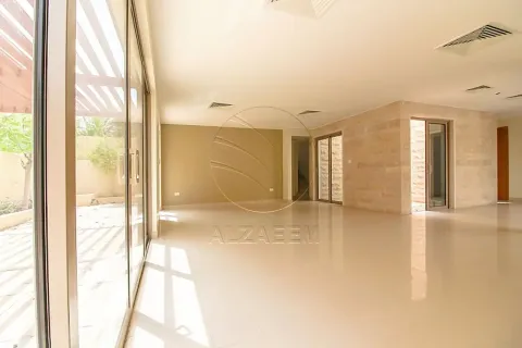Villa de 4 dormitorios en Al Raha Gardens, UAE No. 150107 10