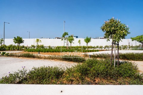 4 bedrooms Villa in Abu Dhabi, UAE No. 199202 4