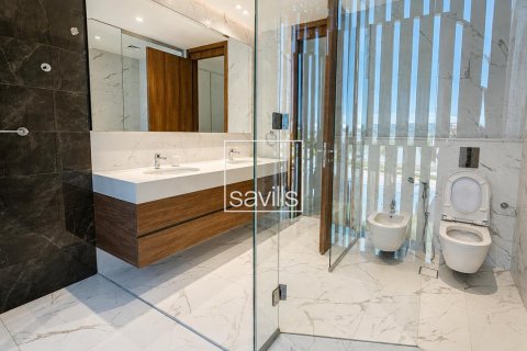 4 bedrooms Villa in Abu Dhabi, UAE No. 199202 5