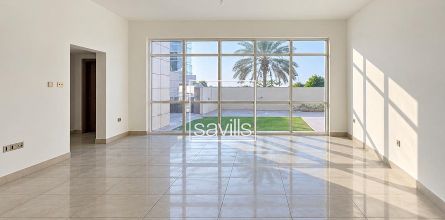 Townhouse de 4 dormitorios en Al Raha Beach, UAE No. 209168