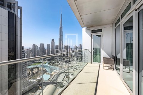 Квартира с 4 спальнями в The Address Residence Fountain Views, ОАЭ №85580 11