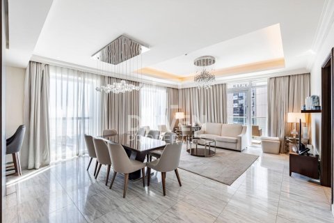Квартира с 4 спальнями в The Address Residence Fountain Views, ОАЭ №85580 2