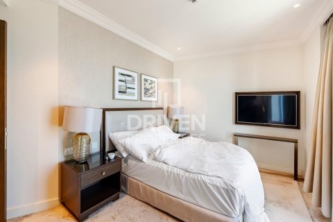 Квартира с 4 спальнями в The Address Residence Fountain Views, ОАЭ №85580 5