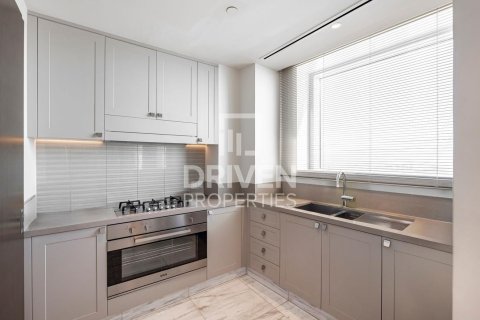 Квартира с 4 спальнями в The Address Residence Fountain Views, ОАЭ №85580 15