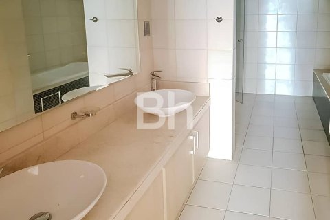 Квартира с 2 спальнями  №114037 11