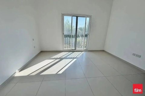 2 bedrooms Townhouse in Dubai, UAE No. 198658 9