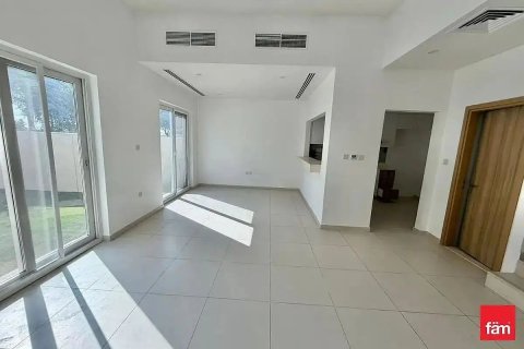 2 bedrooms Townhouse in Dubai, UAE No. 198658 7