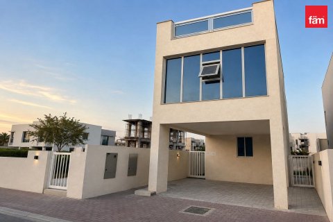 Villa de 4 dormitorios en Dubai, UAE No. 198660