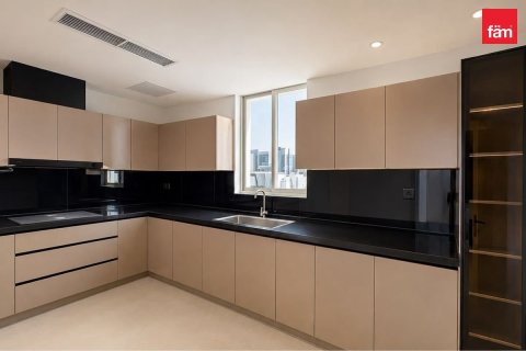 Villa de 4 dormitorios en Dubai, UAE No. 198660 10
