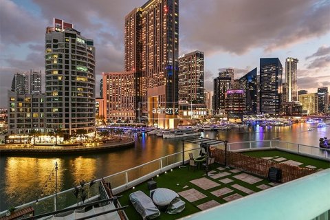 Apartment de 2 dormitorios en Dubai Marina, UAE No. 102277 1