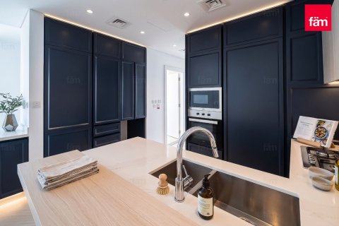 2 bedrooms Apartment in Dubai, UAE No. 198624 6
