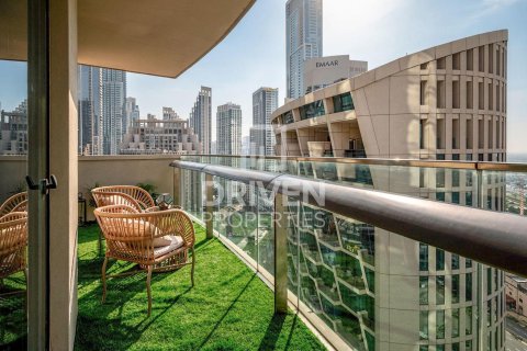 2 bedrooms Apartment in Burj Vista, UAE No. 193352 4