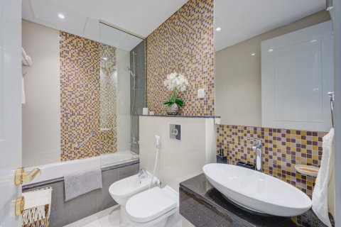 2 bedrooms Apartment in Downtown Dubai (Downtown Burj Dubai), UAE No. 146860 15