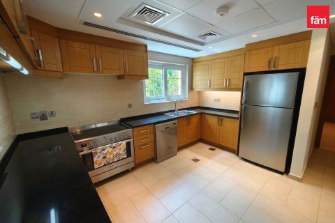 5 bedrooms Villa in Jumeirah Park, UAE No. 168429 6