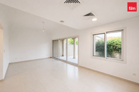 3 bedrooms Townhouse in Dubai, UAE No. 168428 4