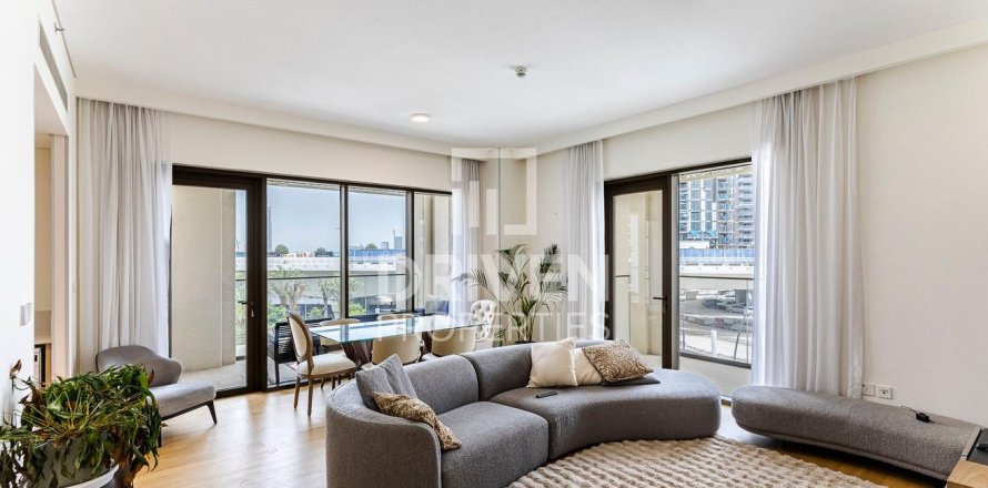 3 bedrooms Apartment in Creek Beach, UAE No. 200774