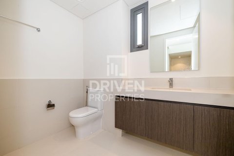 Вилла с 4 спальнями в EMAAR South, ОАЭ №202508 16