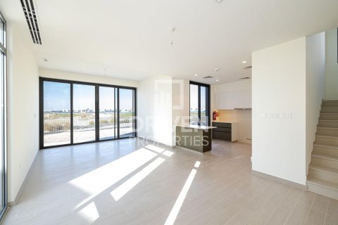 Вилла с 4 спальнями в EMAAR South, ОАЭ №202508