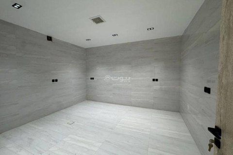 Квартира с 5 спальнями в Эр-Рияд, Саудовская Аравия №67973 17