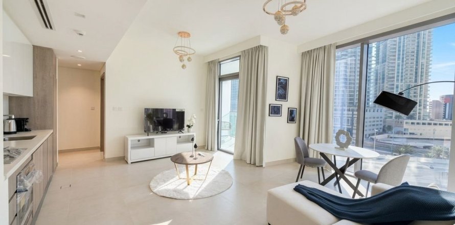 Studio Apartment in Dubai Marina, UAE No. 199311