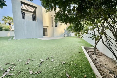 4 bedrooms Villa  No. 131559 3