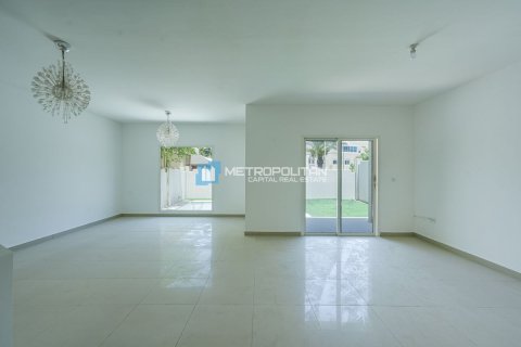 Коммерческая недвижимость с 5 спальнями в Al Reef, ОАЭ №79548 3